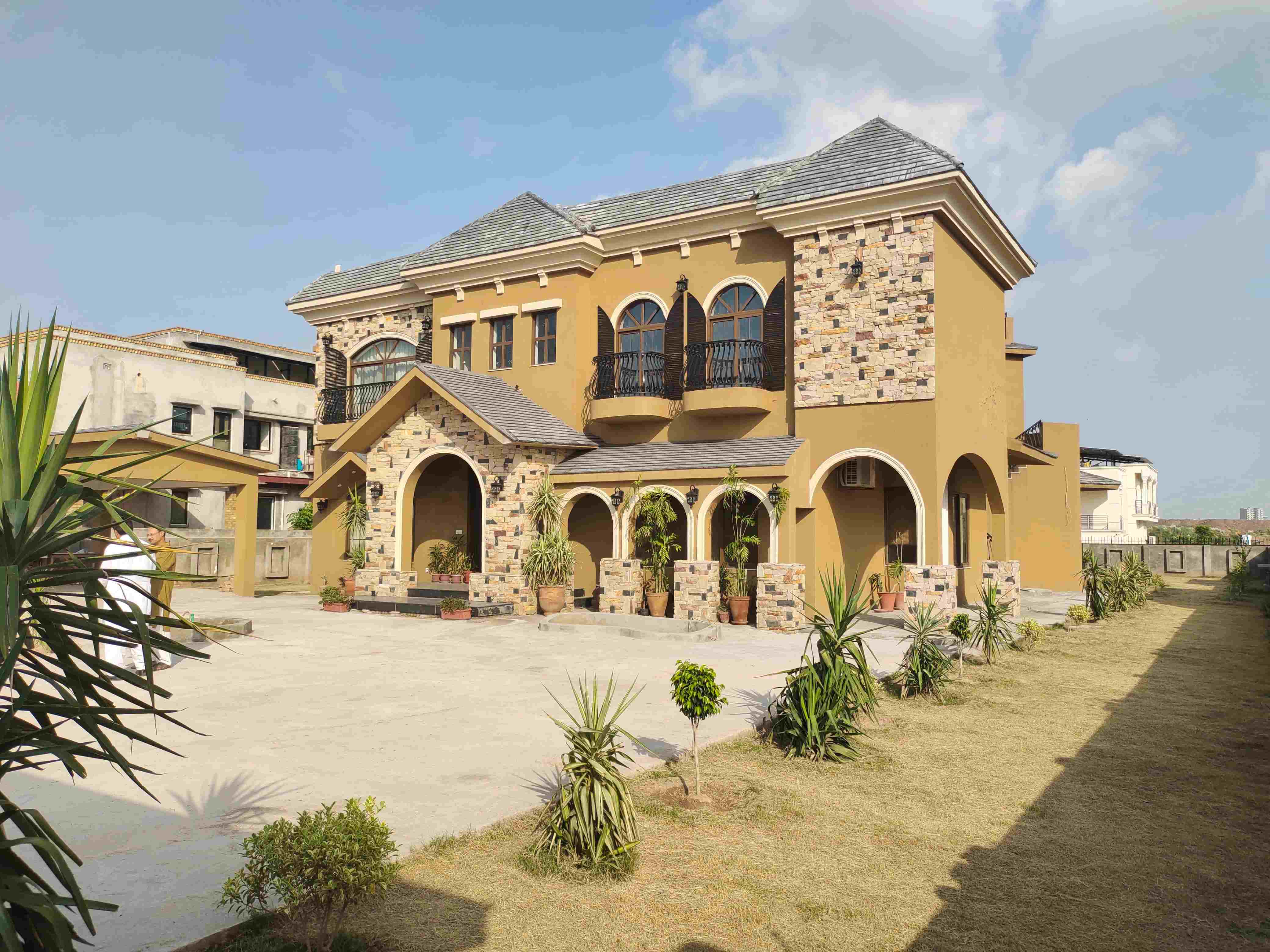 ©  Arise Builders & Developers